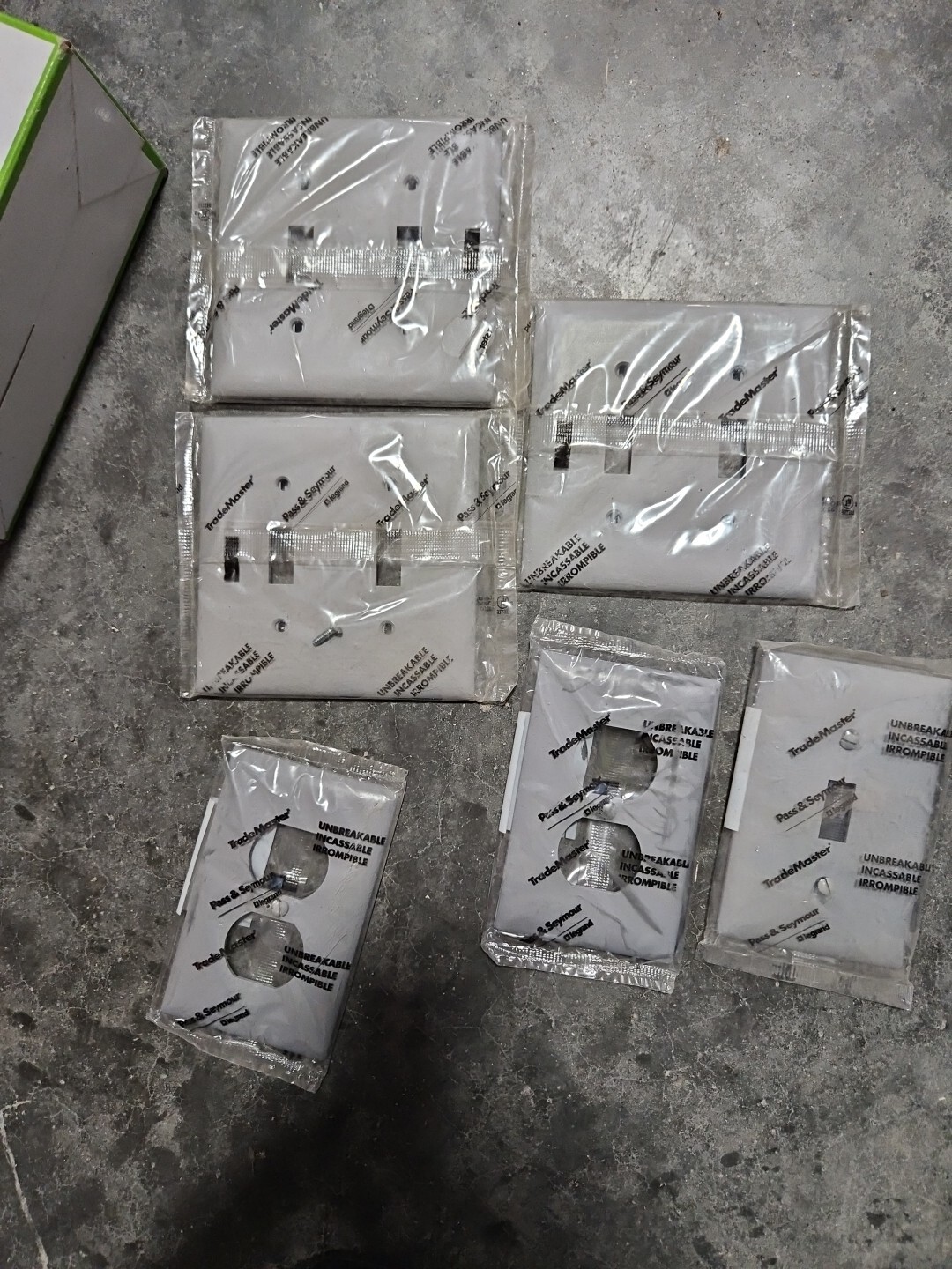 LOT OF 3 P&S Gray 2-Gang UNBREAKABLE Switch Cover, 1 1-Gang Switch, 2 Duplex