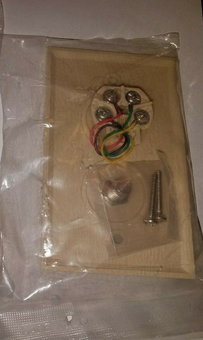 (6) Unbranded Ivory RJ11 Phone Jack with 3GHz F-81 Wall Plate