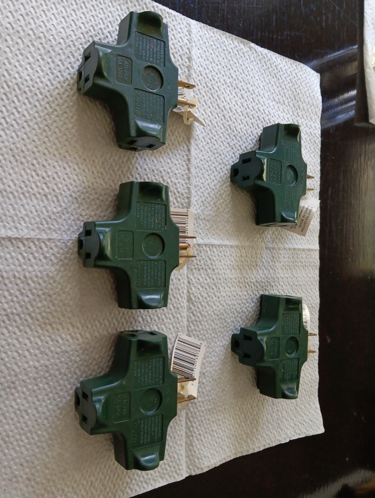 Lot Of 5 Intertek 3-Way Splitter Adapter, Green Three Prong Ground