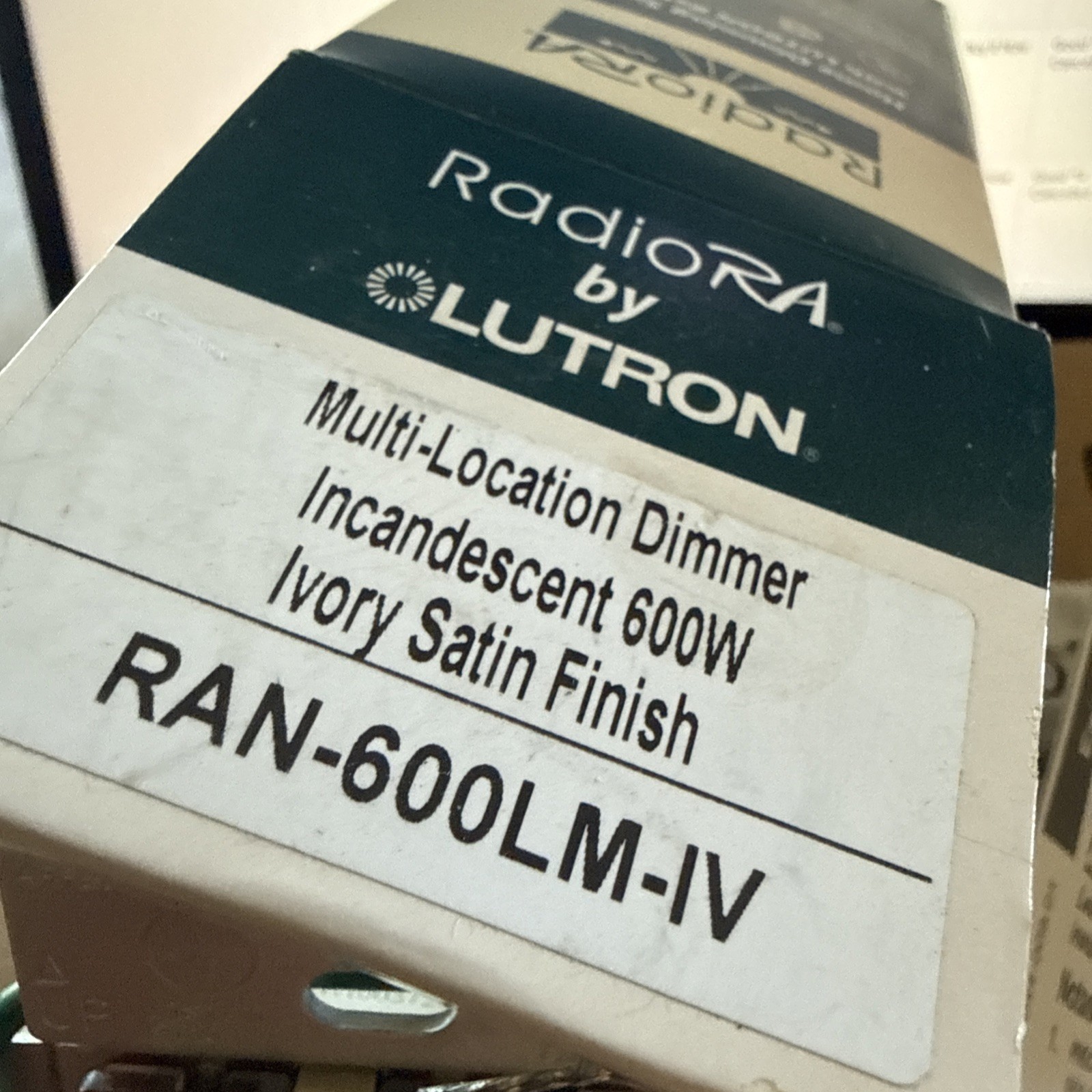 NEW GENUINE Lutron Radio RA RAN-600LM-IV Multi-location dimmer Ivory Gloss