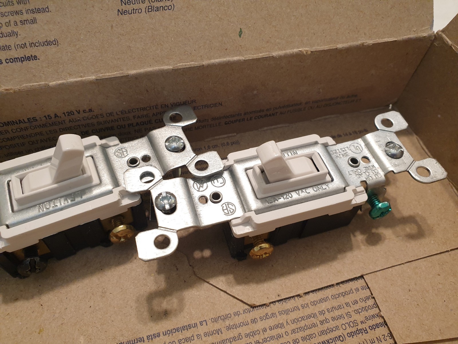Leviton 2-Pack Standard USA 3-Way Switches 1453-2WM White UL Listed