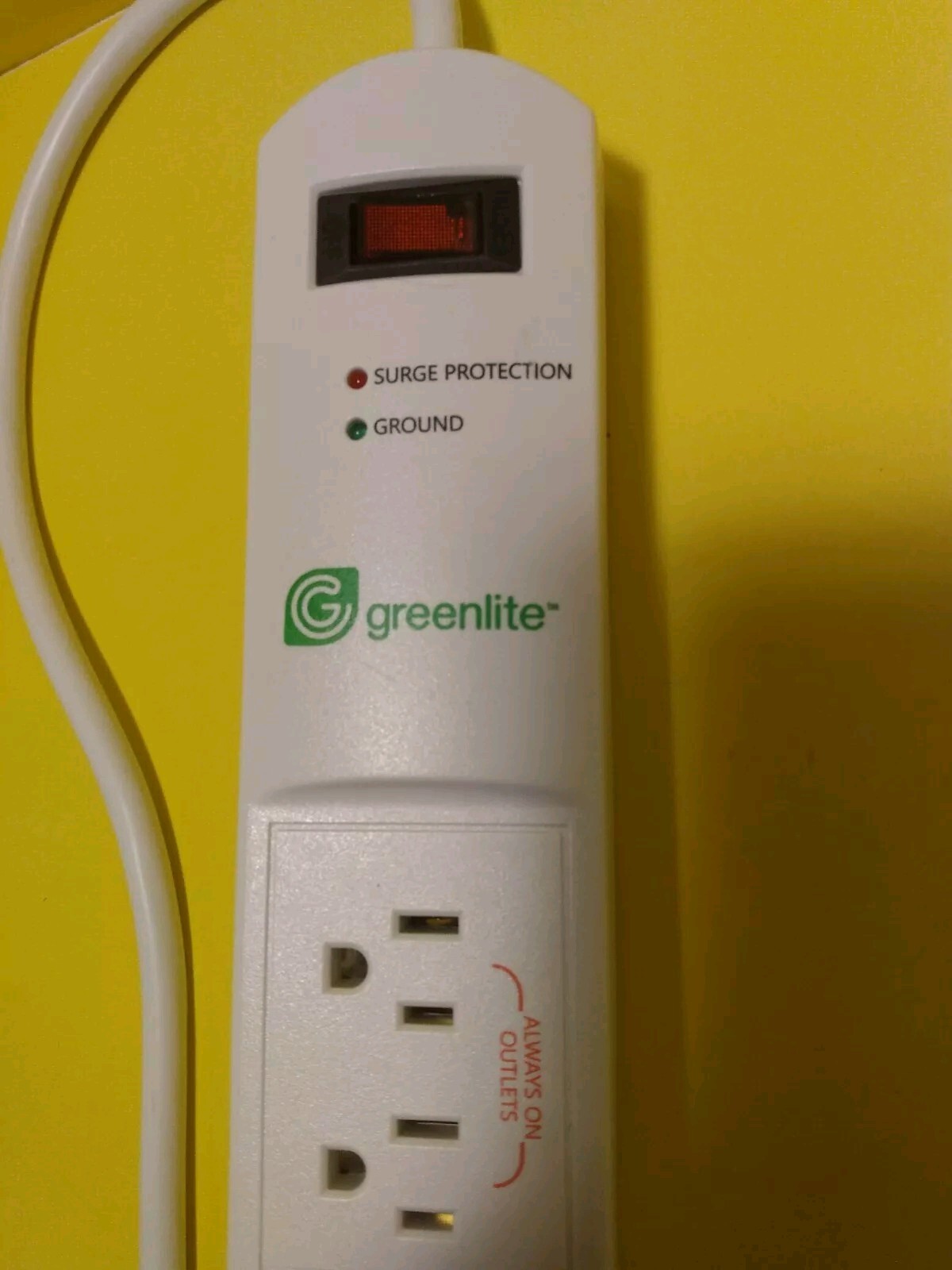 One Greenlite Tier 1 Advanced Current Sensing 7 Outlet Power Strip Laptop PC TV
