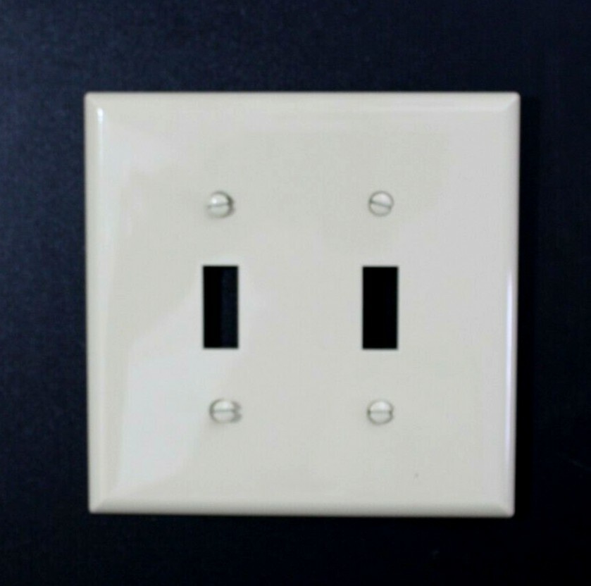 Light Switch Cover Duplex Wall Plate White (40 PACK )Cooper /Eaton  2139W NEW