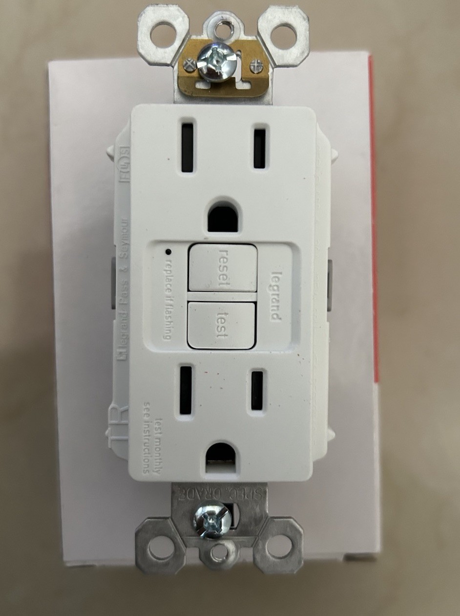 10 Legrand Radiant 1597-TRW 15A Self-Test GFCI Receptacle Outlet Tamper Resistan