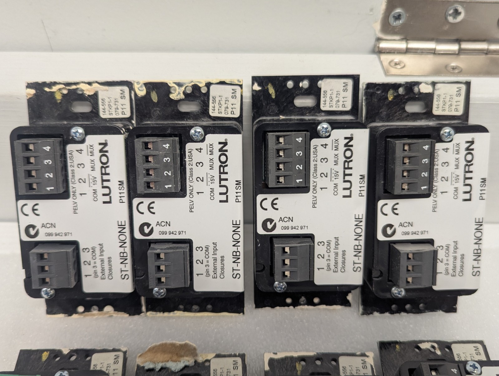 Lot of (9) Lutron ST-NB-NONE – 7 Button Keypad – Preowned
