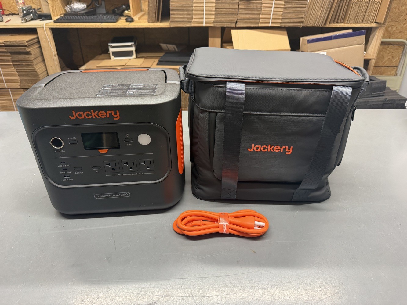 Jackery Explorer 2000 V2 Portable Power Station JE-2000D
