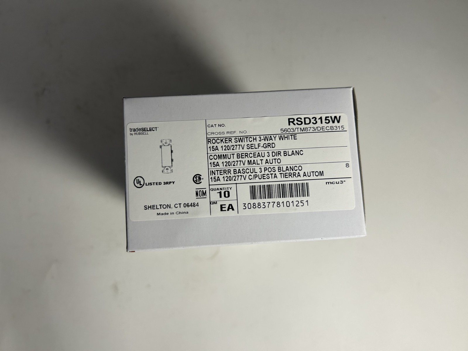 PACK of 10 Hubbell White RSD315W 3-Way Decorator Switch 15A 120/277V