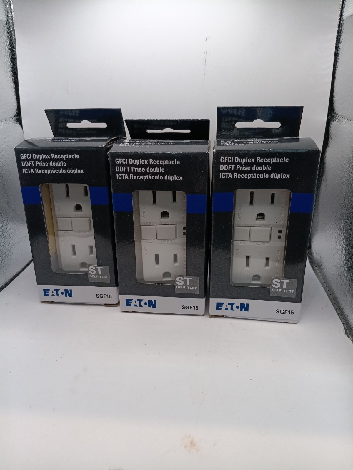 LOT OF 3 Eaton SGF15 GFCI Duplex Receptacle Outlet NEW