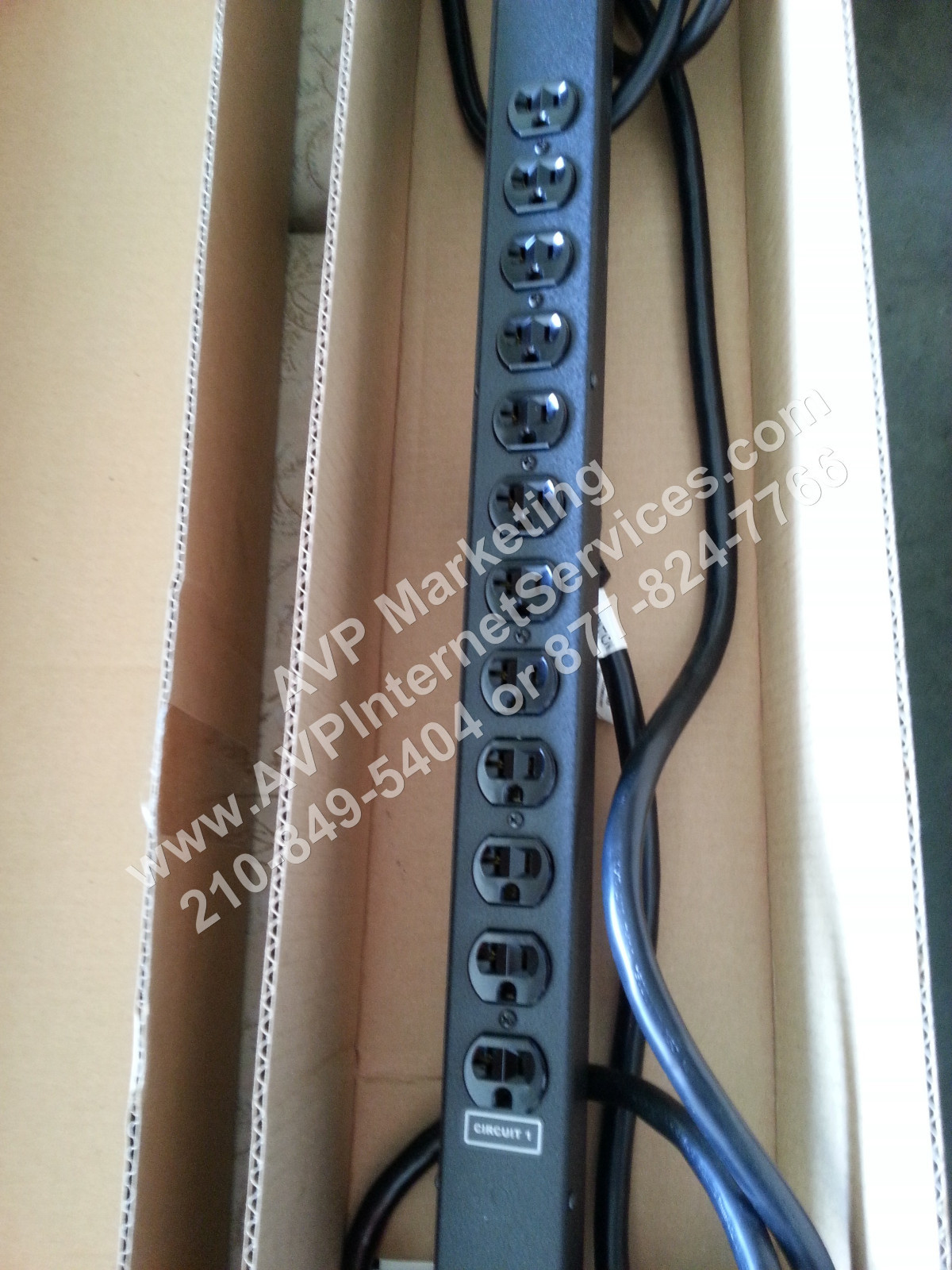 GEIST XPB240-103D20DTL5 66″ Dual 30 Amp Circuits 24 Outlets Power Strip
