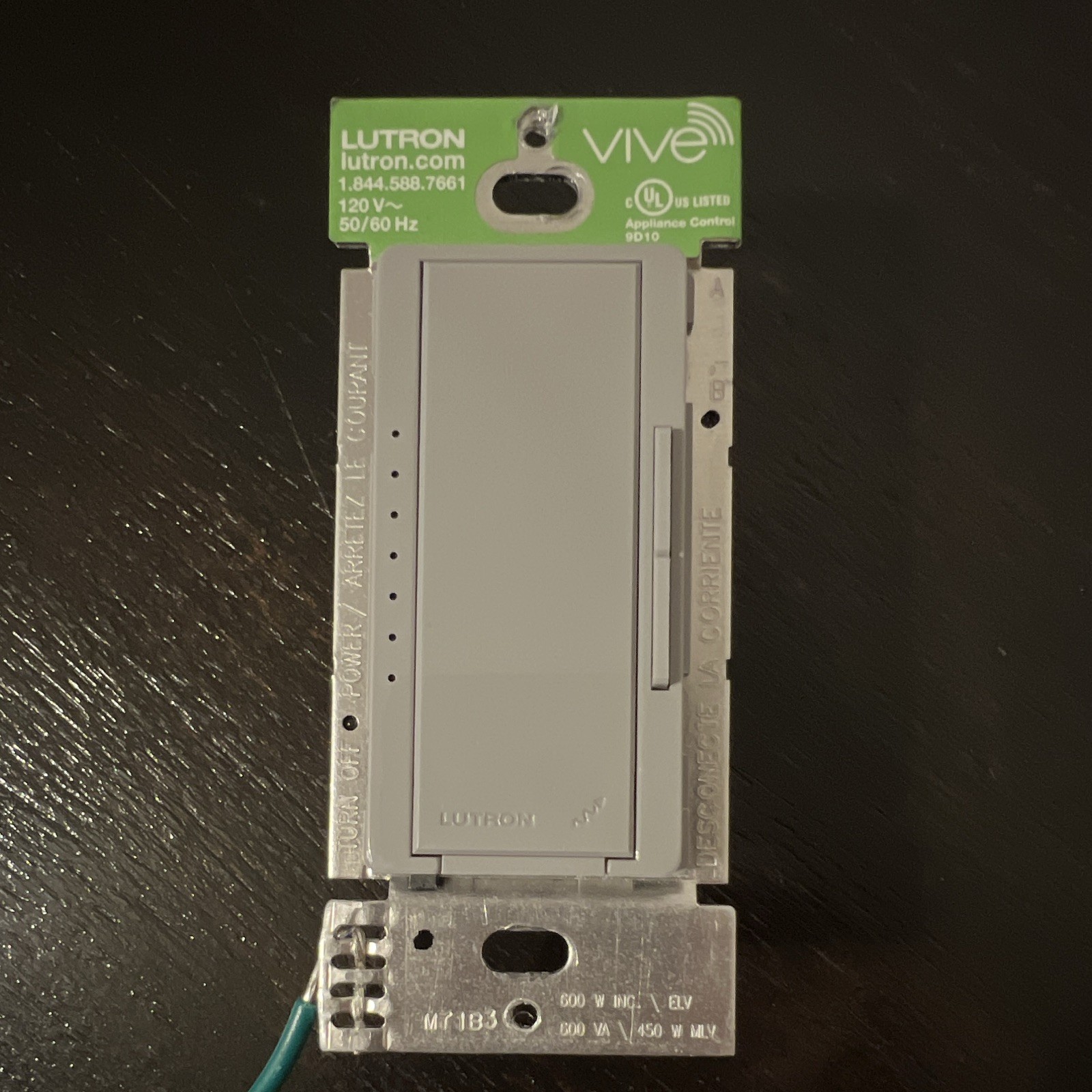 Lutron Vive Maestro Wireless Dimmer Switch MRF2S-6ELV120 120V Gray