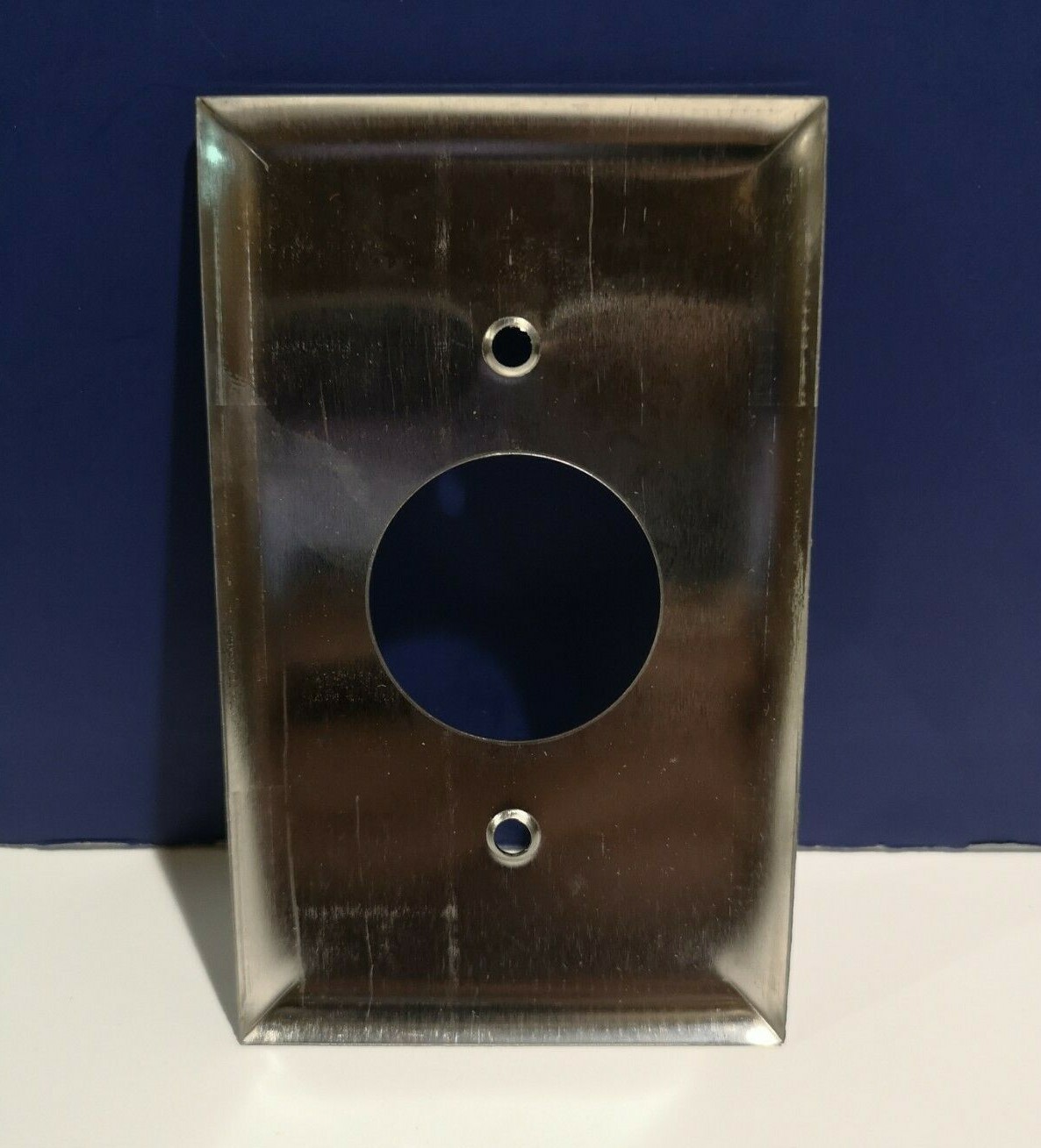 Perfect Line STAINLESS STEEL 1-3/8″ Round Hole Receptacle Wall Plate SP403 NEW