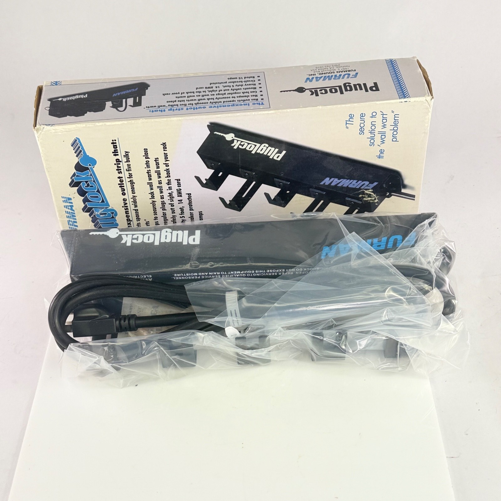 Furman Pluglock 5-Outlet Locking Rack Mount Power Strip Wall Wart 15A Brand New