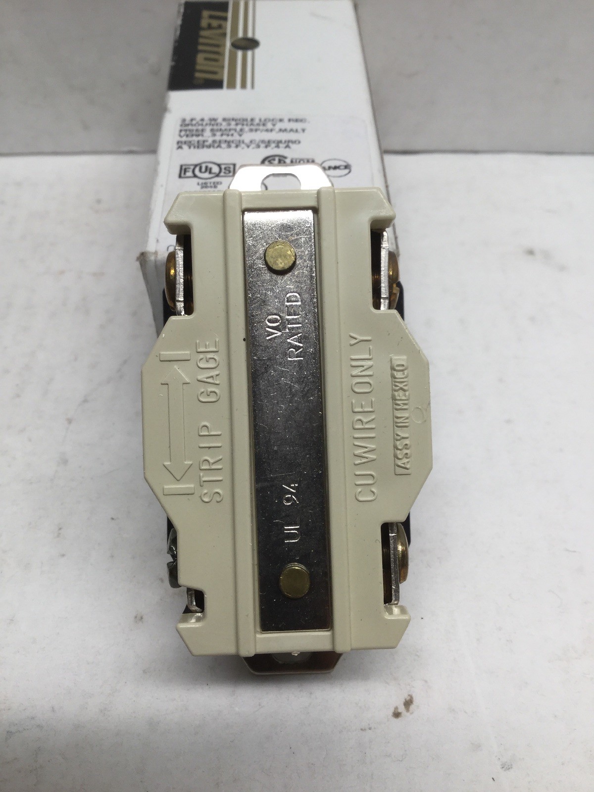 Leviton 2730 3 Phase 3 Pole 4 Wire Single Locking Receptacle 30A 480V Black