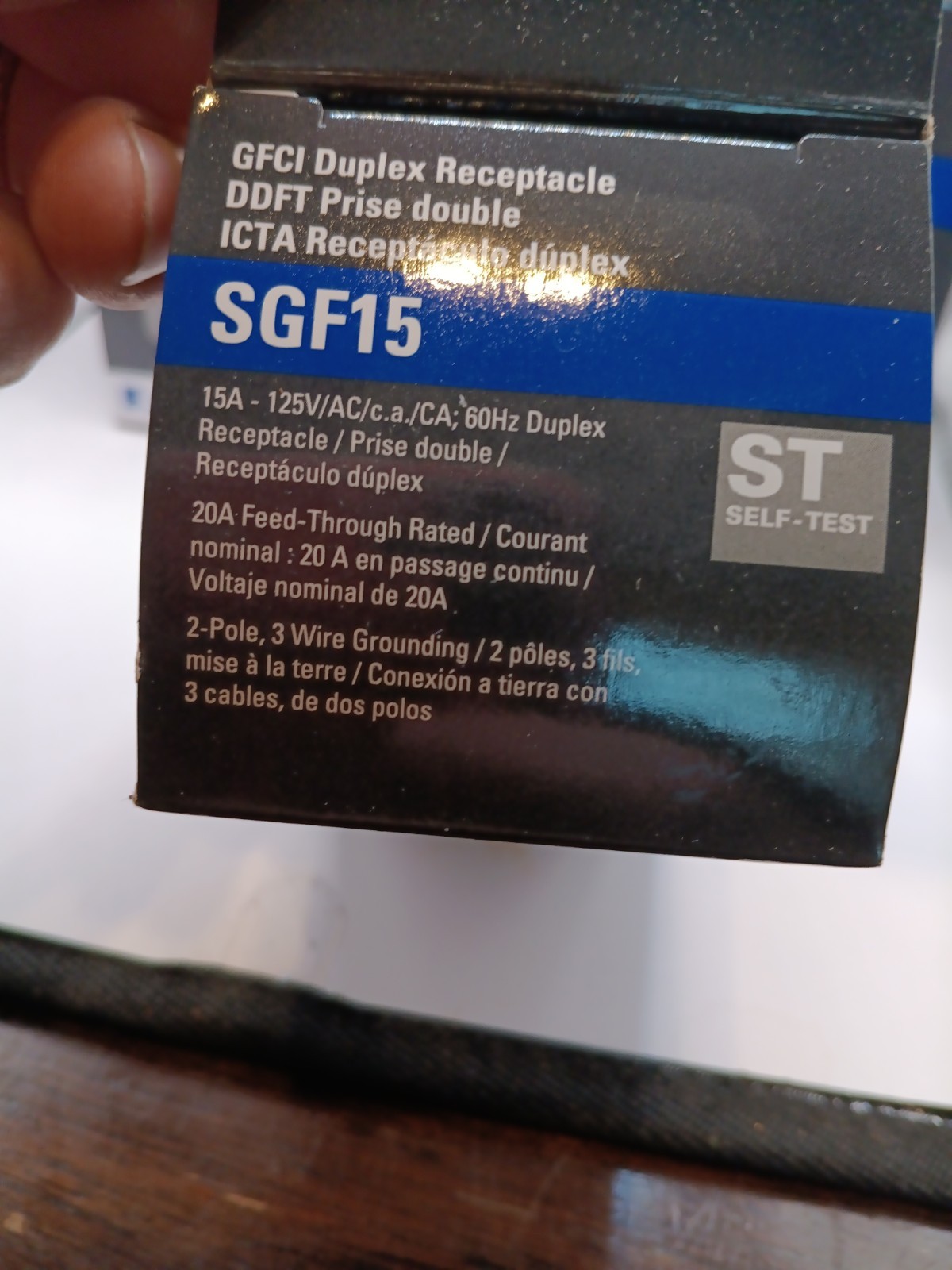 LOT OF 3 Eaton SGF15 GFCI Duplex Receptacle Outlet NEW