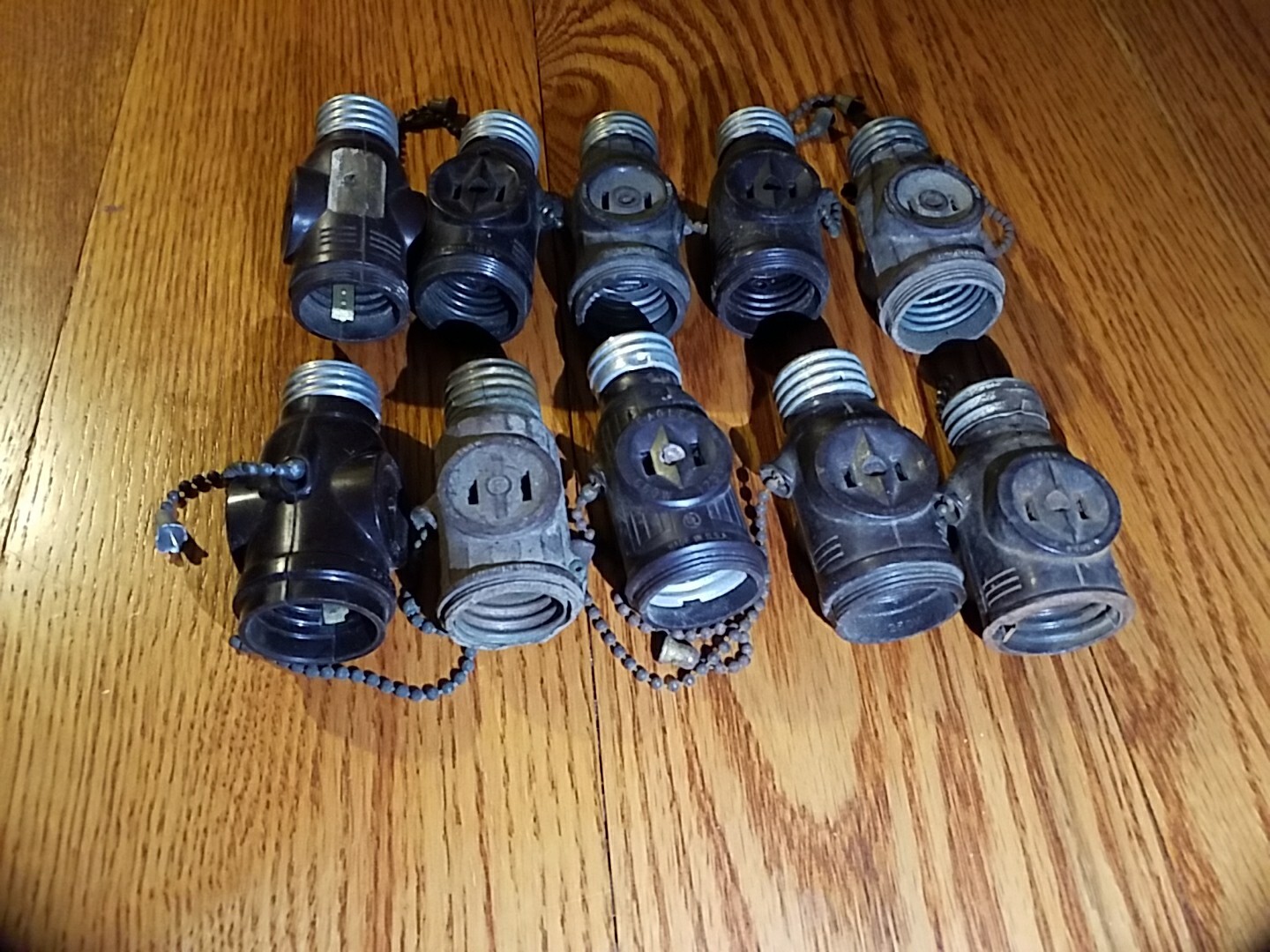 Vintage 2 Outlet Light Socket to Plug Adapter Electrical Screw In Bulb Lot – 18