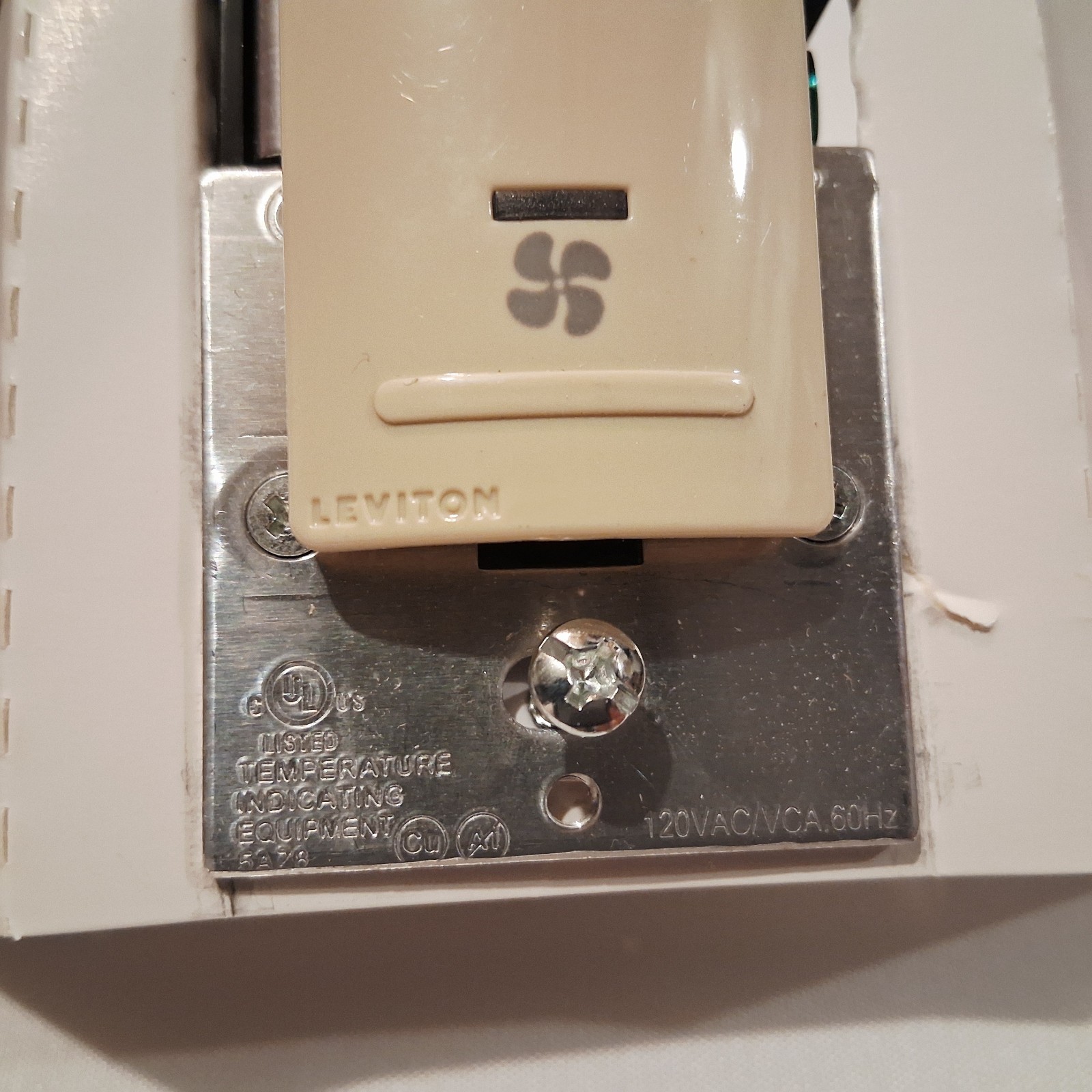 Leviton IPHS5-1LI Humidity Sensor Fan Control Ivory Single Pole Open Box