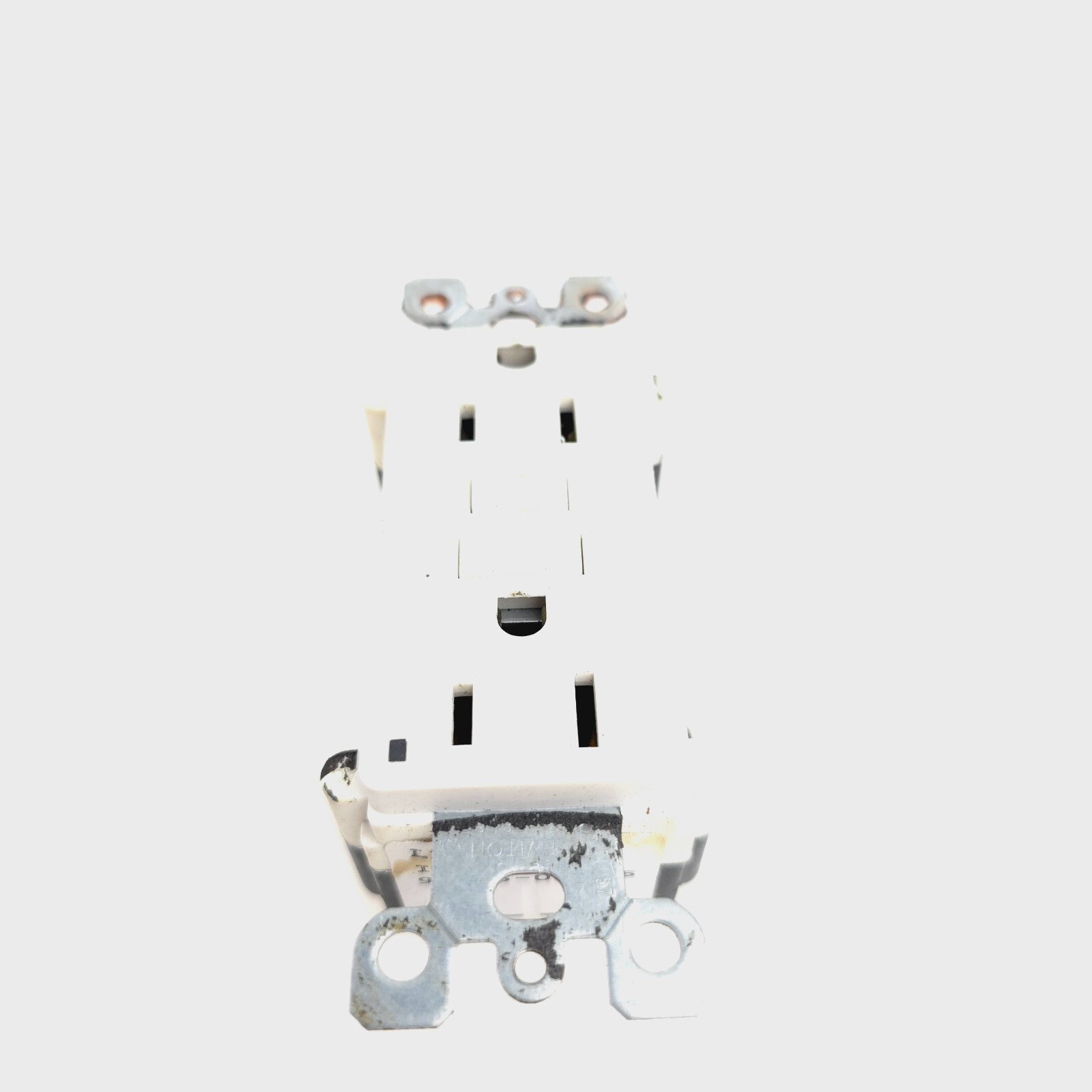 Klein Carry Bag Levingston GFCI 125V Wall Plug 5 Covers 4 Caps USA Seller