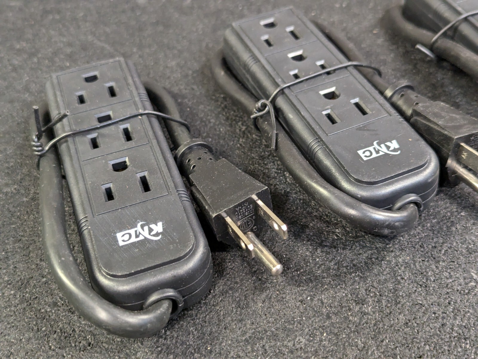 🔥3 x New🔥 Power Strip Mini – 3 130101, 1 ft. Cord Cable 13A, 125V, 60Hz, 1625W