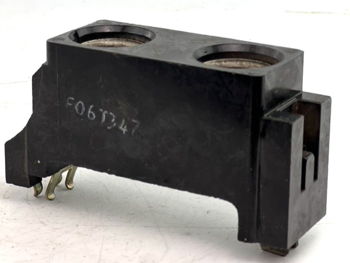 Square D FSP-130 Fuse Holder Block 30 Amp 125 Volts — Chipped & Missing Screw