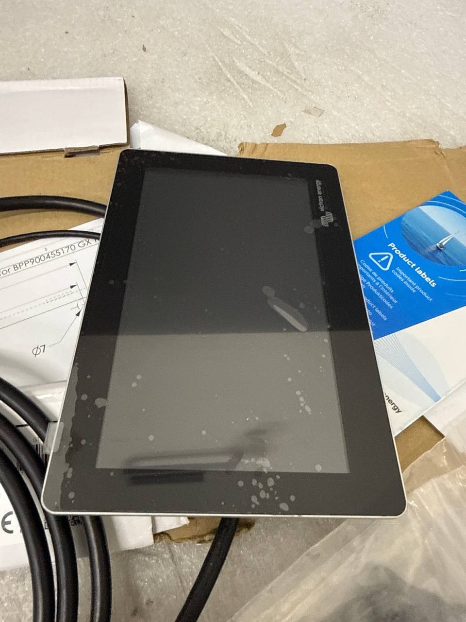 Victron Energy GX Touch 70 Flush (OPEN BOX)