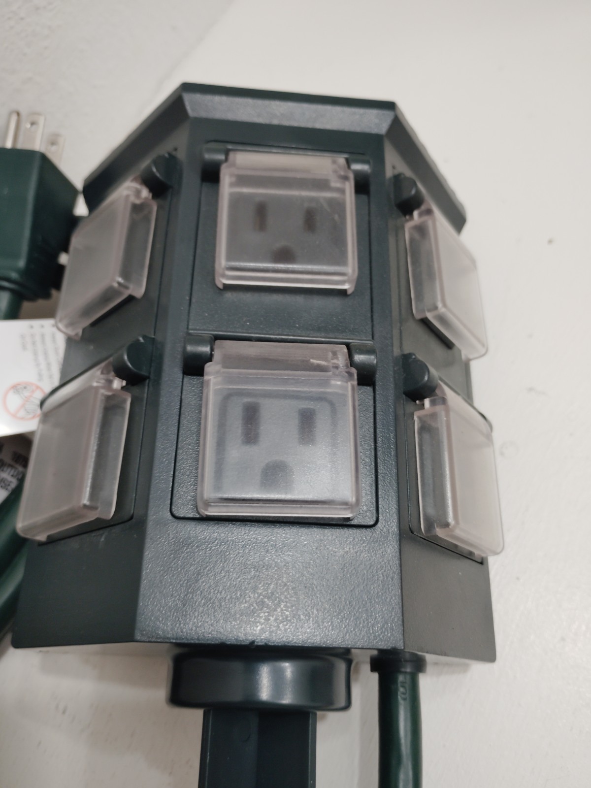 Westinghouse Outdoor Digital Power Center 6 Outlet Timer Photocell Yard Stake 10