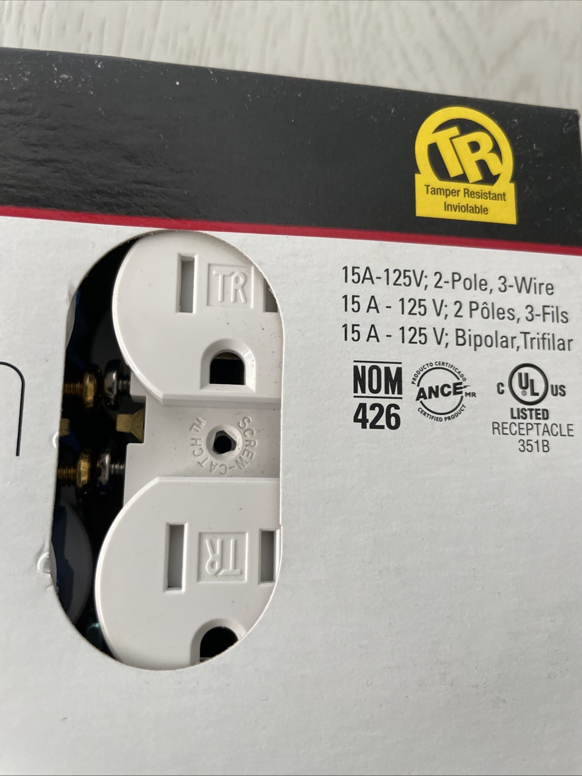 Cooper TR270W Tamper Resistant Duplex NEMA 5-15R Outlet, White, 10-pack