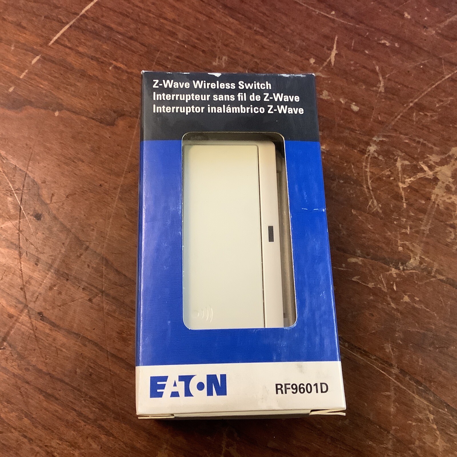 Eaton RF9601DLA Z-Wave Plus Wireless Switch,Light Almond (new)