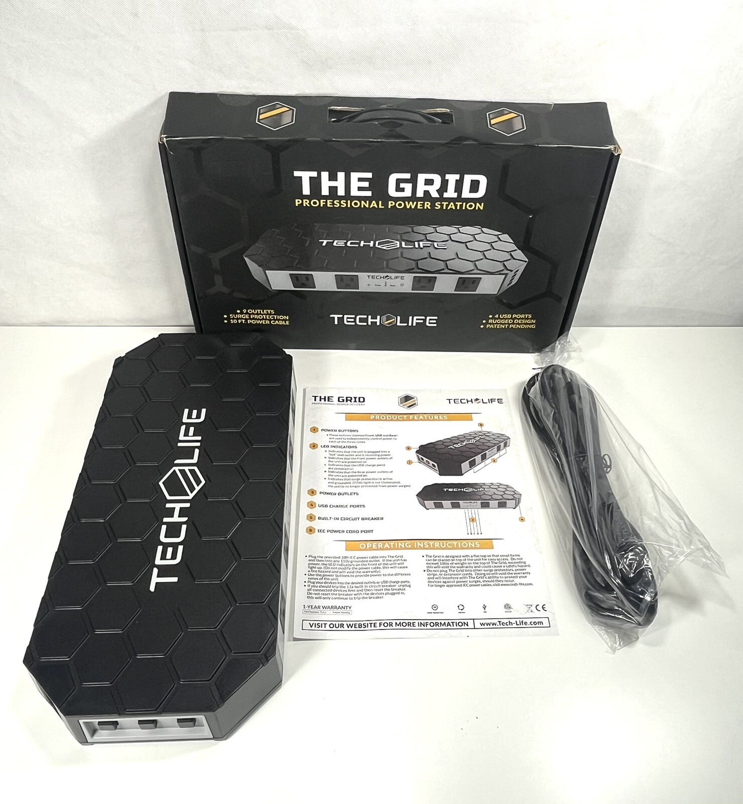Tech-Life Power Station With nine 100-volt power outlets & four 2.1 amp USB port