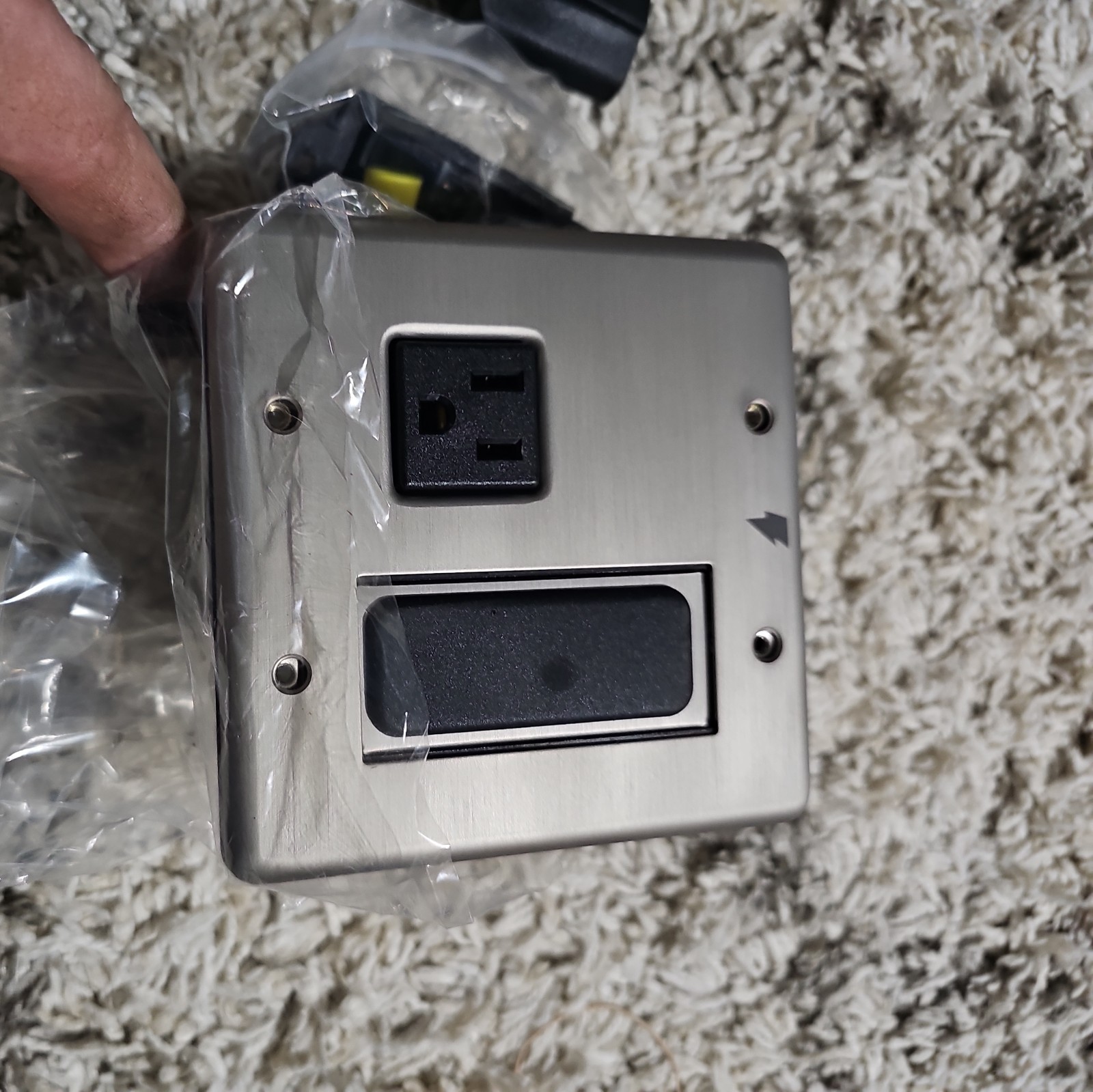 MIW-SURGE Max In-Wall Surge Protection System NIB PF Power Outlet NEW