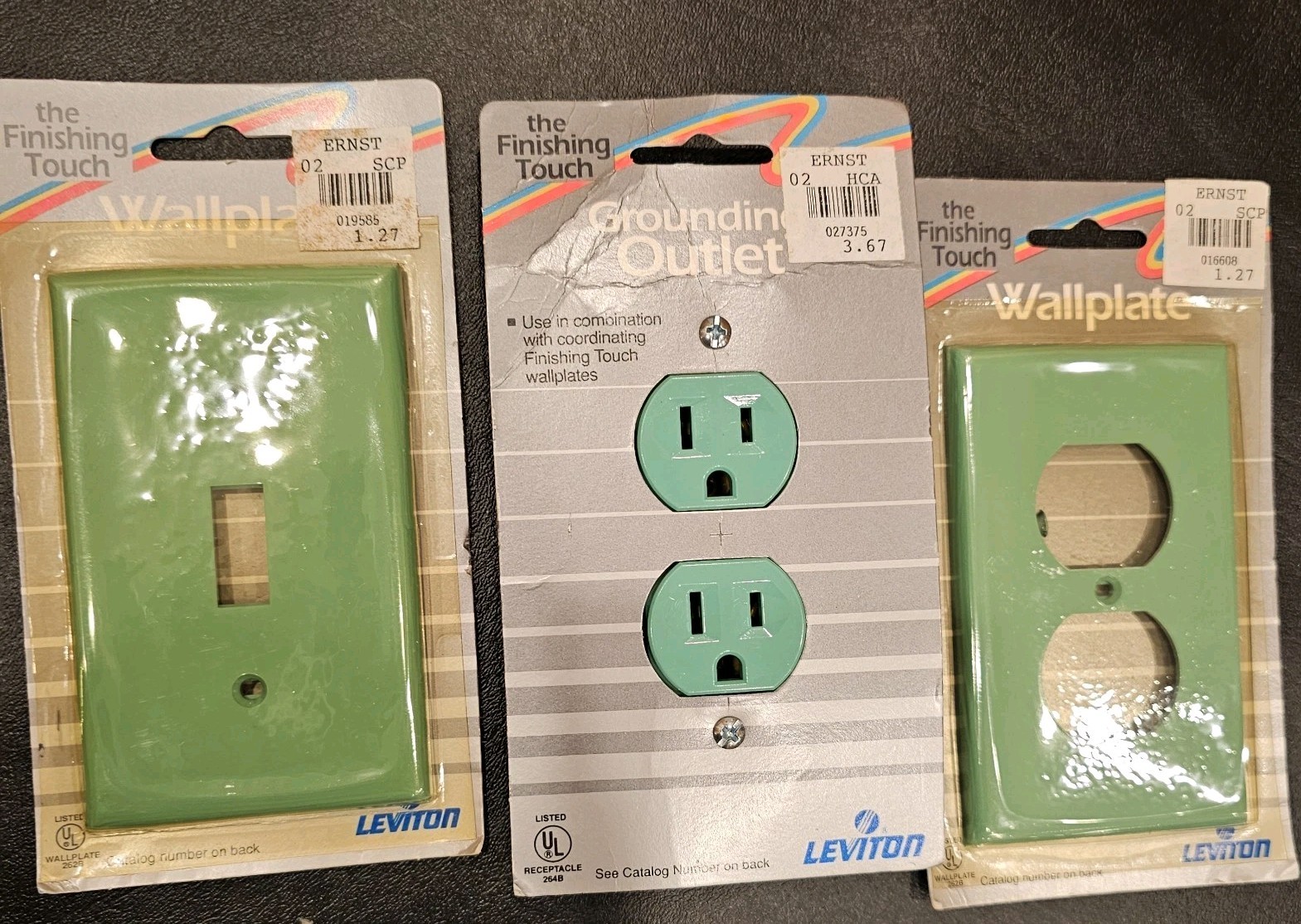 NOS New Mint Green Wallplate Grounding Outlet Switch Plate Set Vintage New B84