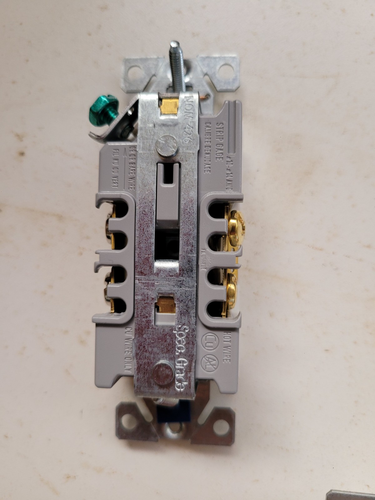 10 Eaton Commercial Grade 6352W White Receptacle Decoa Outlet 20A With Covers