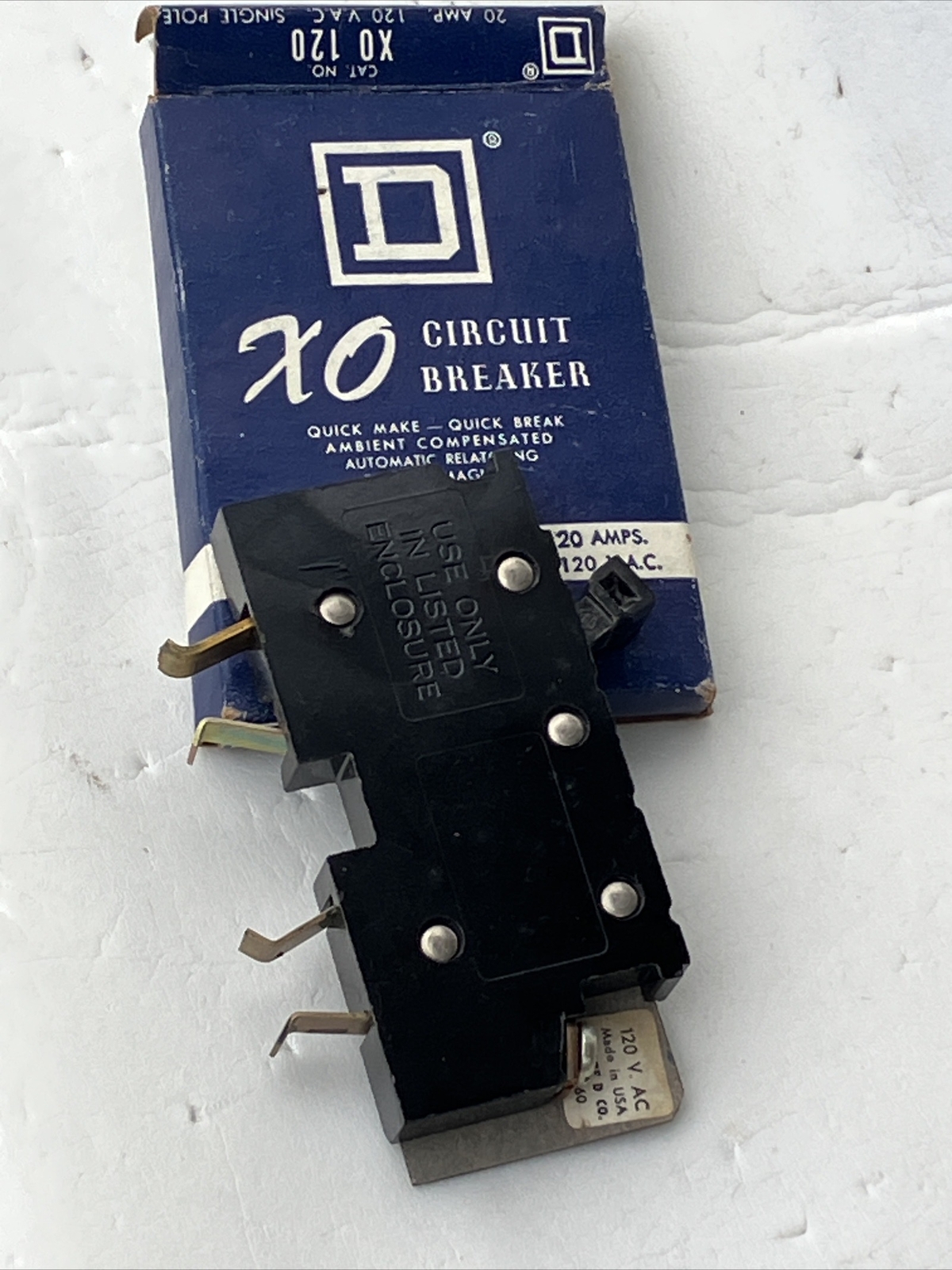 XO120 20 Amp Single Pole 20A 120V Circuit Breaker Cutler Hammer NEW!!