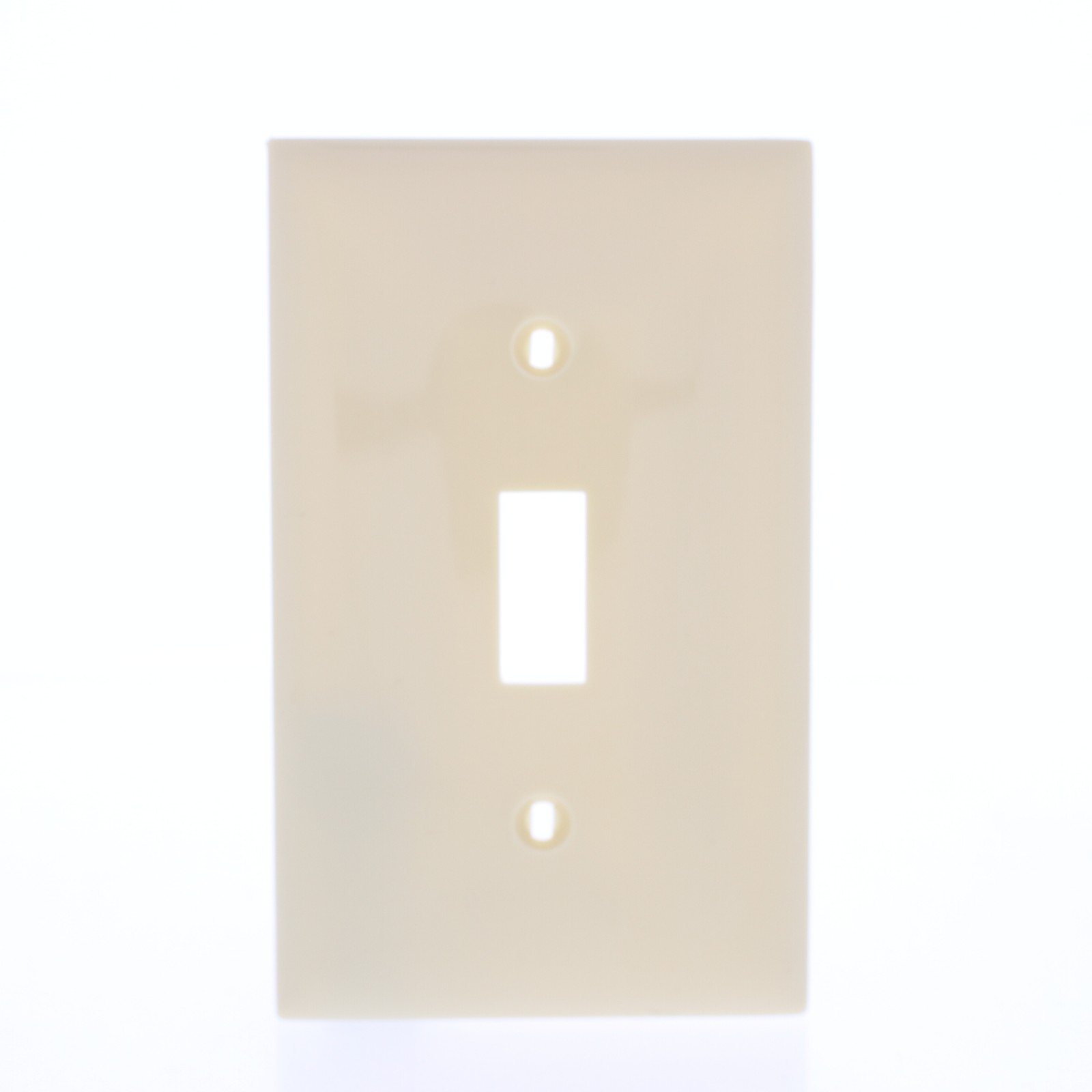 Mulberry 734071 Ivory 1-Gang Thermoplastic Unbreakable Standard Wallplate Cover