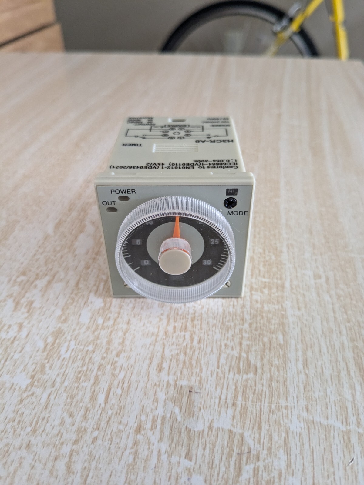 220 volt timer switch= OMRON