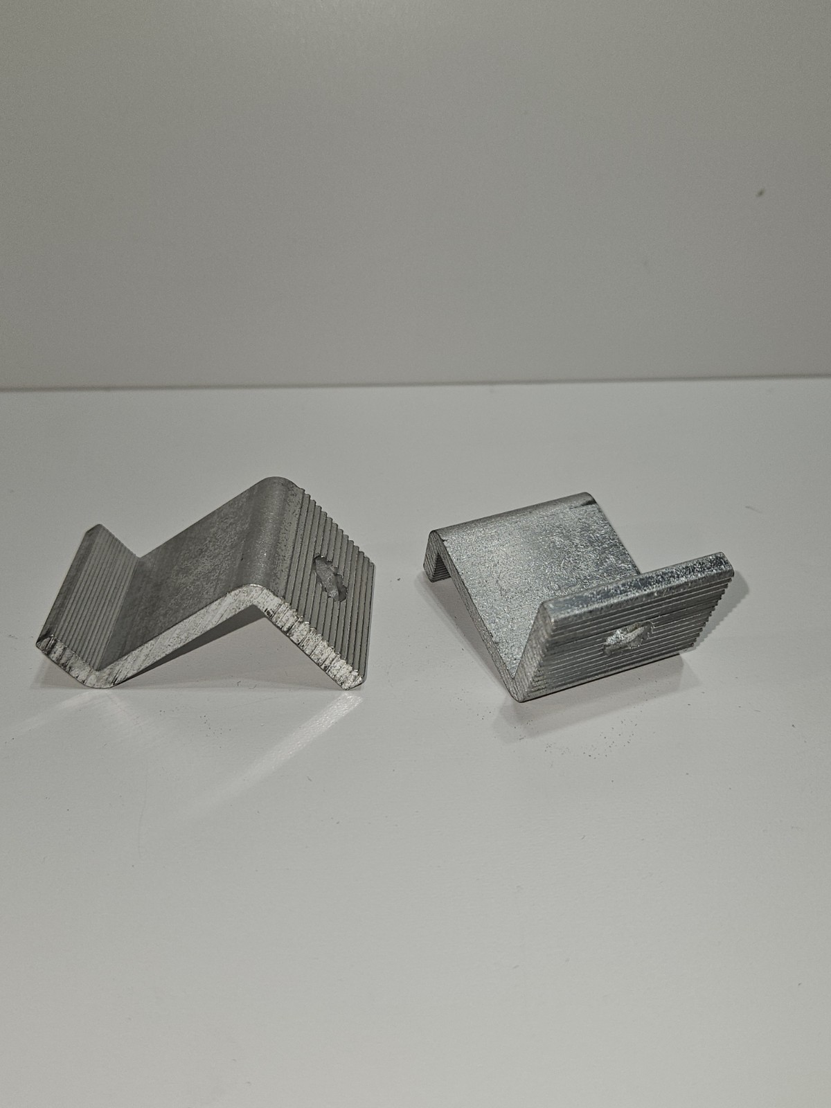 IronRidge BX-TCL-35MM-M1 Rev A Top Clamp, Mill Finish | Box of 400 – NEW