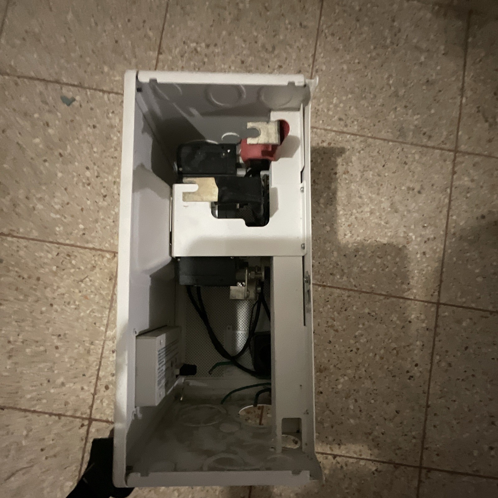 Schneider Electric Conext SCP White Enclosure LCD Display DC Breaker Off-Grid