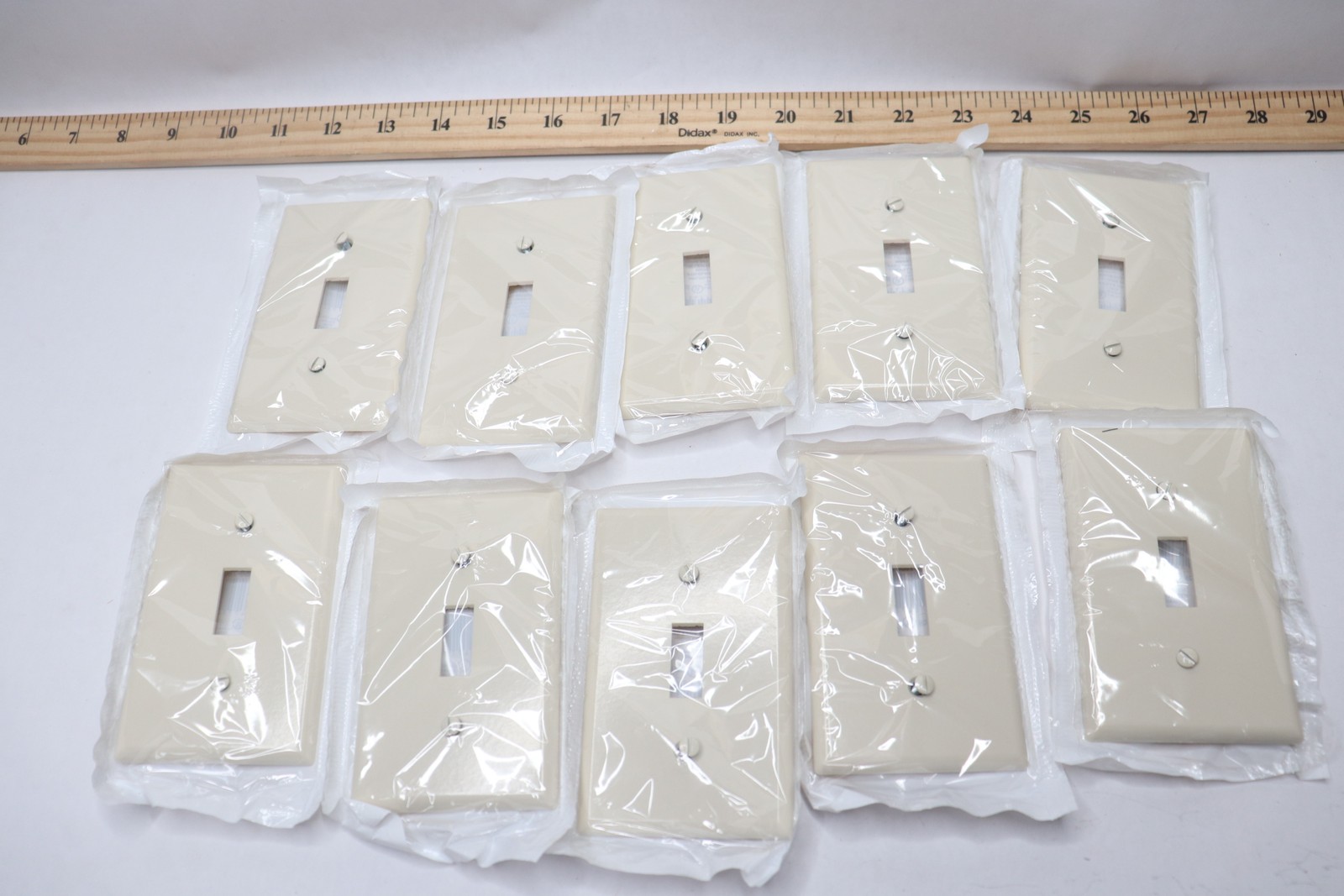 (10-Pk) Leviton Toggle Switch Standard Size Lt Almond 1-Gang 4-1/2 L x 2-3/4 W
