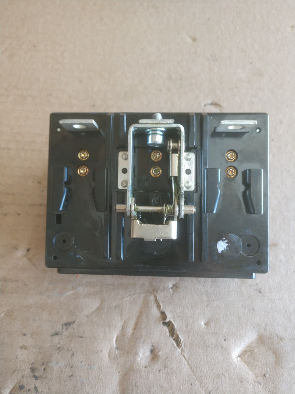 Eaton KT3400T Trip Unit 400 Amp – 3 Pole – 2 Volt