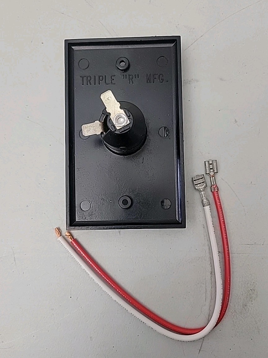 12 Volt Receptacle Wall Plate For RV Camper, etc. (BLACK)