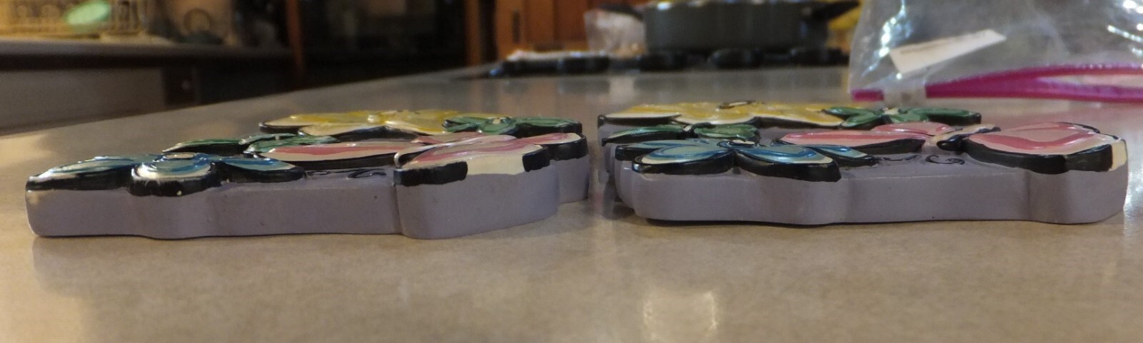 BORDERS UNLIMITED COLORFUL BUTTERFLIES & FLOWERS PAIR OF SWITCHPLATES W/ SCREWS