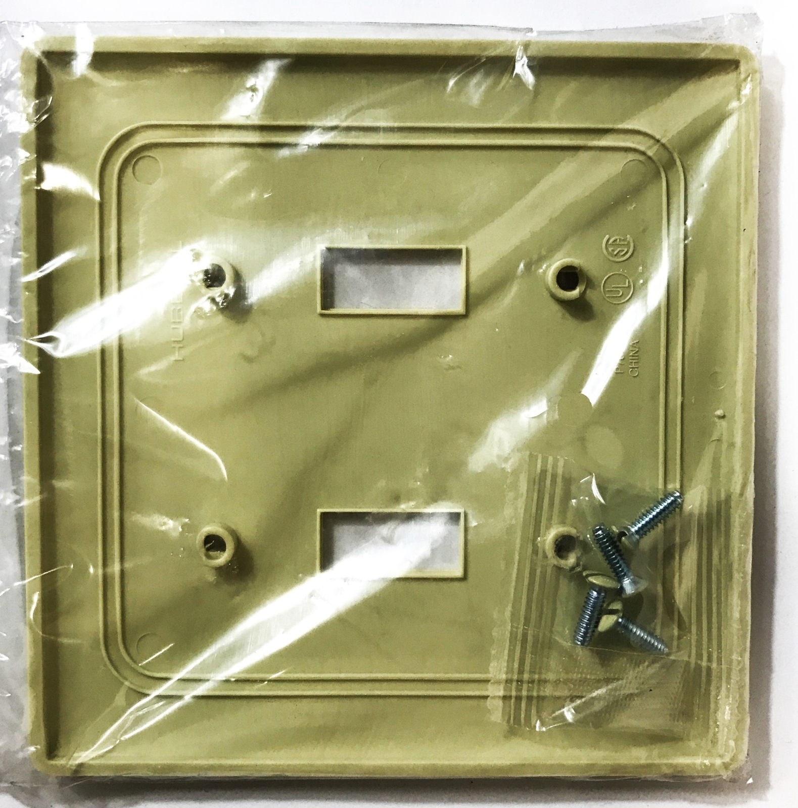Unbranded Ivory Plastic 2-Gang 2-Switch Wall Plate NPJ21 [Lot of 30] NOS