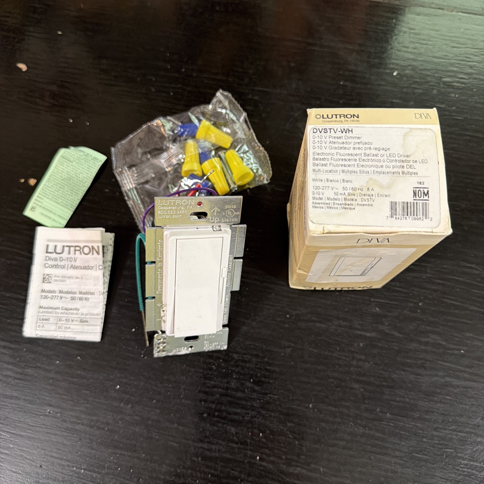Lutron DVSTV-WH Diva 8A 3-Way Single Pole 0-10V Dimmer – White