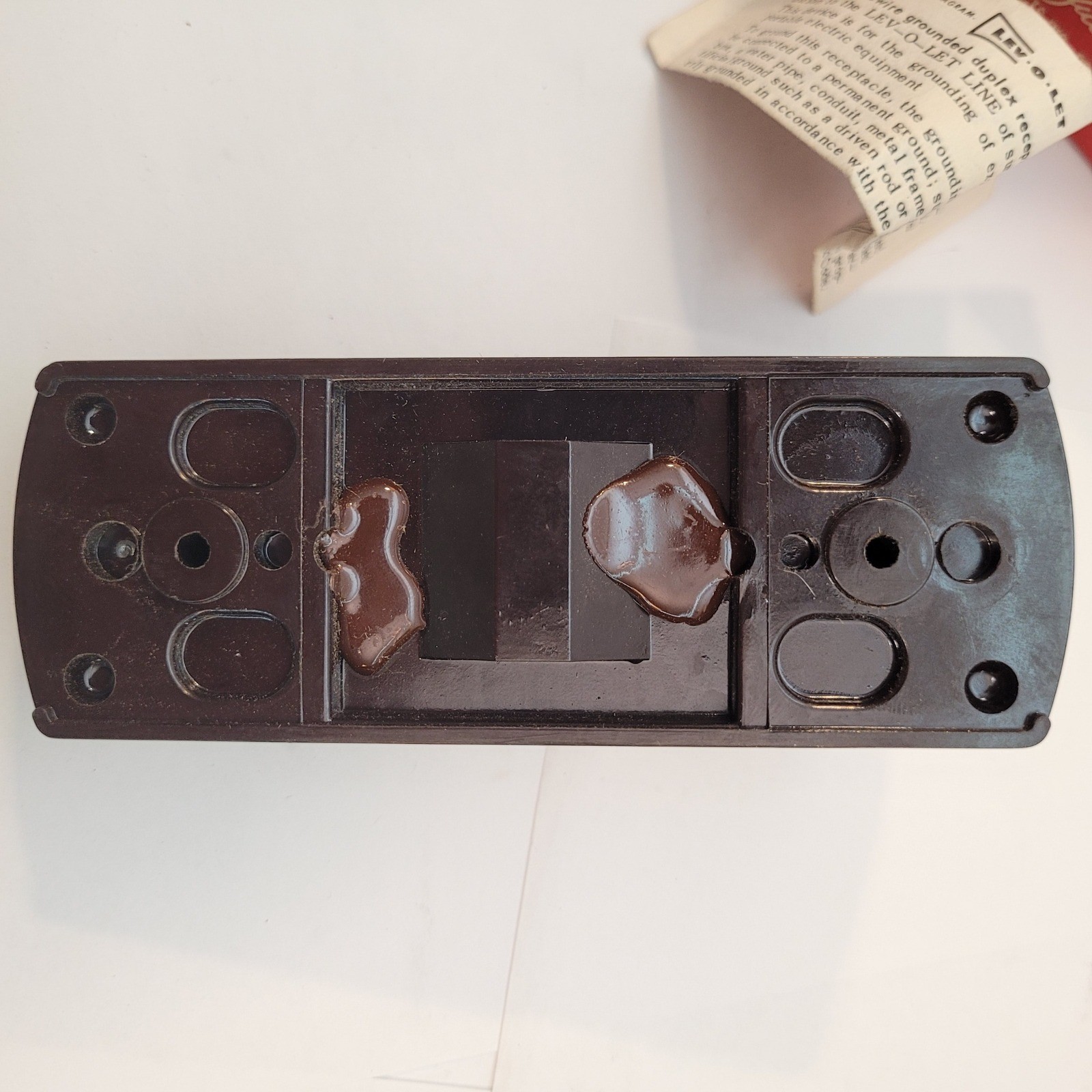 Snapit Surface Toggle Switch Three Way Brown Bakelite Vintage NOS 442-7688