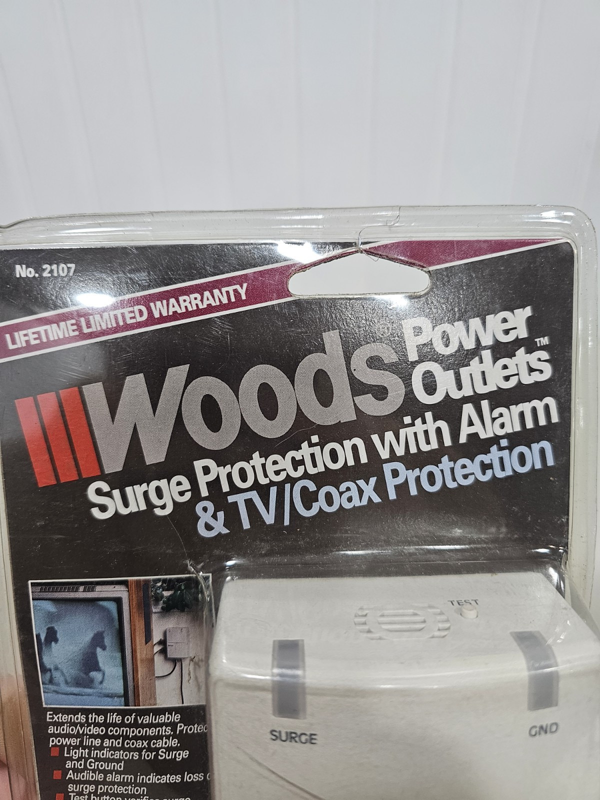 3 Power Outlets Surge Protection Indicator Light TV Coax Woods Brand No.2107