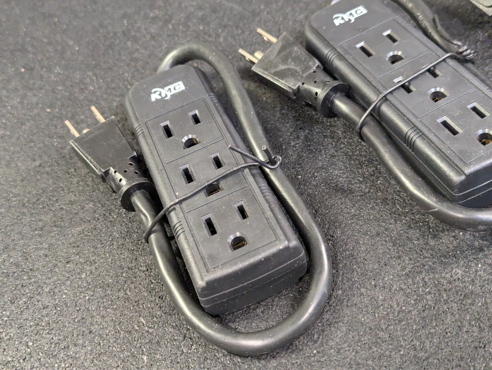 🔥3 x New🔥 Power Strip Mini – 3 130101, 1 ft. Cord Cable 13A, 125V, 60Hz, 1625W