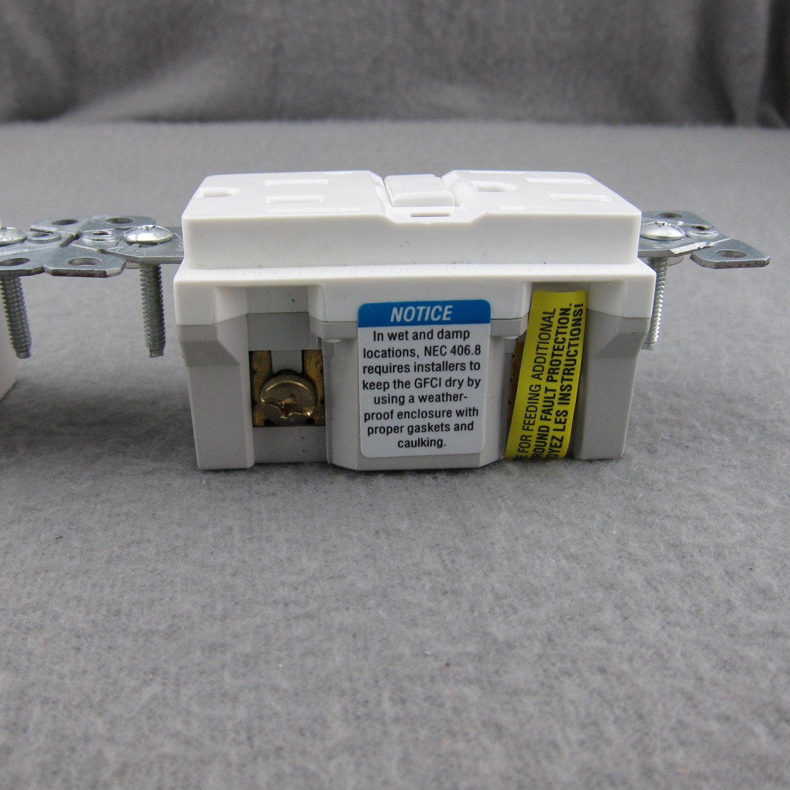 Cooper GFIC Receptacle Outlets 20 Amp 125V 60Hz Class A New Lot of 2