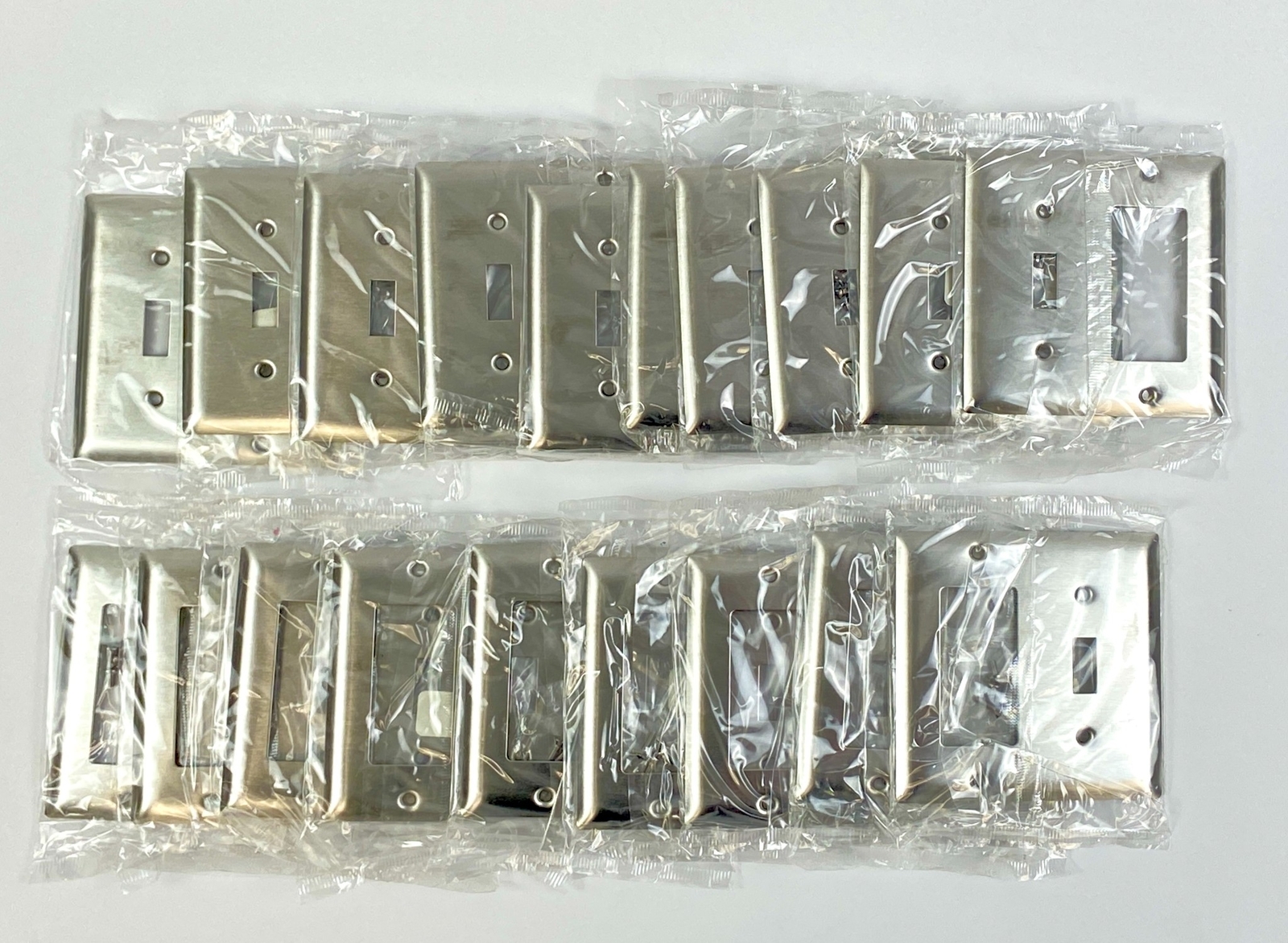 Legrand Pass & Seymour SS126 2-Gang Combination Wallplate Set of 19