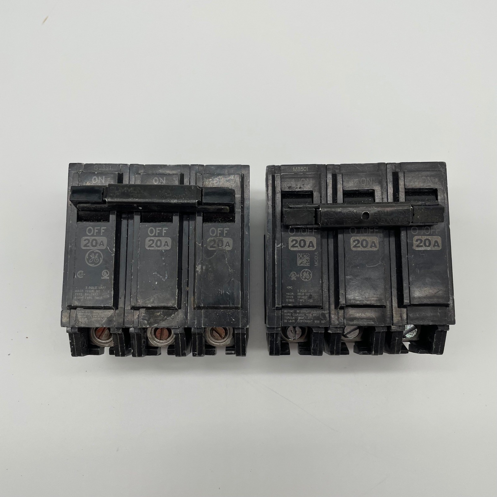 (Lot of 2) GE THQB32020 3-Pole 20A 240V Bolt-On Circuit Breaker THQB 20 Amp 3P