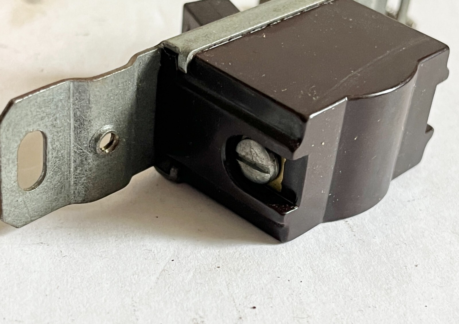 VTG NOS Snapit #311, Single Pole, Bakelite, Flush Toggle Switch w/Original Box