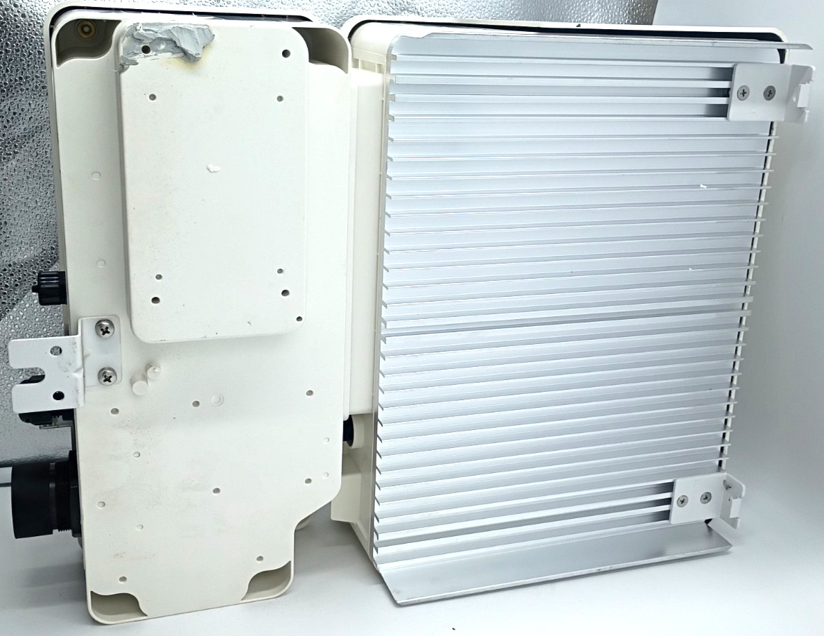 SOLAREDGE SINGLE PHASE INVERTER SE3800H-US000NNV2 Used